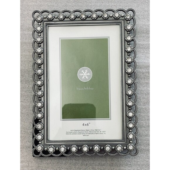 Kohl’s Pewter Picture Frame 4"x6" Clear Rhinestones Happy Holiday Free Standing - Picture 2 of 9